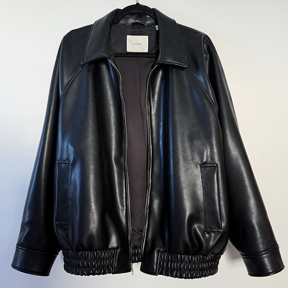 ARITZIA Wilfred Vegan Leather Oversized Bomber Jacket - Picture 3 of 16